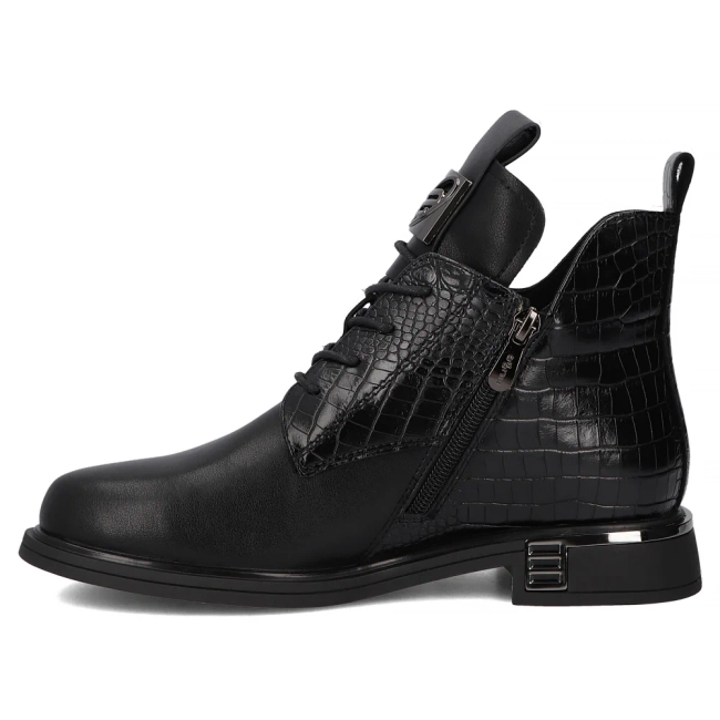 Leather ankle boots Filippo DBT7246/25 BK black