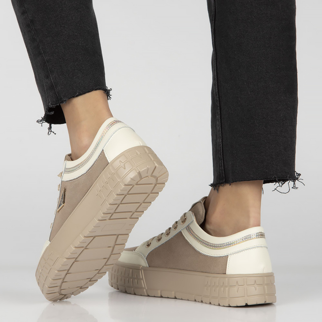 Skórzane półbuty na platformie Filippo DP4245/23 BE beżowe