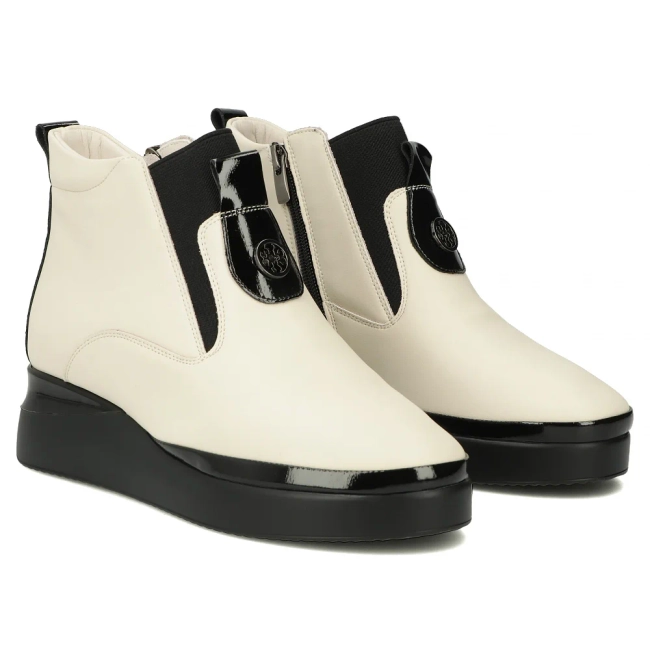 Leather ankle boots Filippo DBT7392/25 BE beige