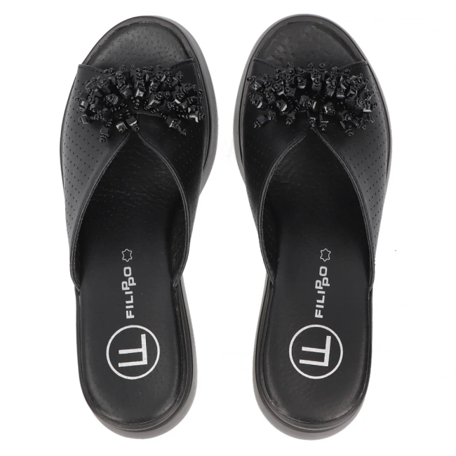 Skórzane klapki Filippo DK6077/24 BK czarne