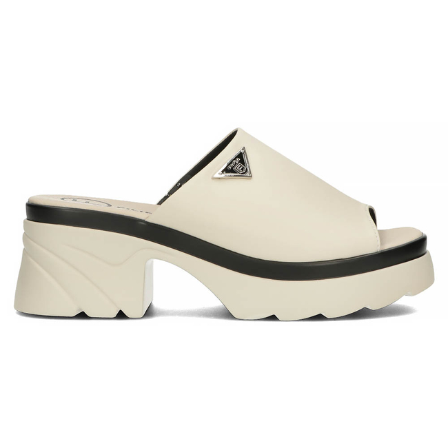 Leather flip-flops Filippo DK4616/23 BE beige