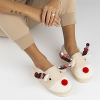 Kapcie renifery beżowe YL31