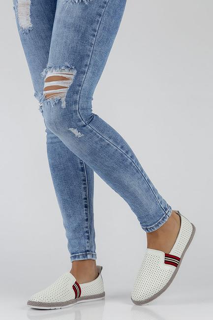 Leather shoes Filippo DP2309/22 WH white