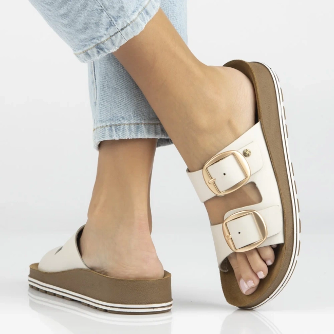 Leather flip-flops Maciejka P7537-22/00-4 beige
