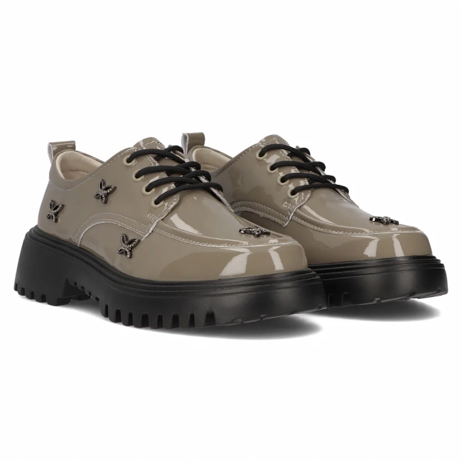 Skórzane półbuty na platformie Artiker 55C1010 beżowe