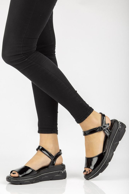 Wedge sandals Filippo DS2319/21 BK black