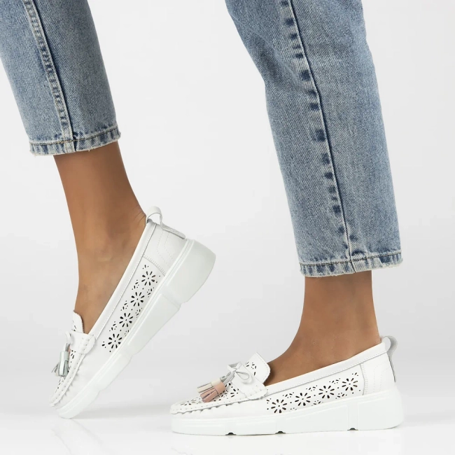 Leather loafers Filippo DP6705/25 WH white