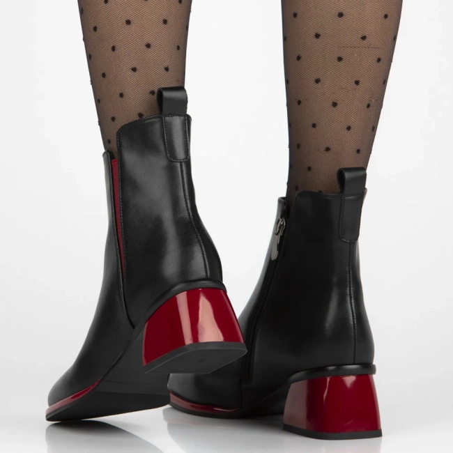 Leather ankle boots Filippo DBT7374/25 BK RD black