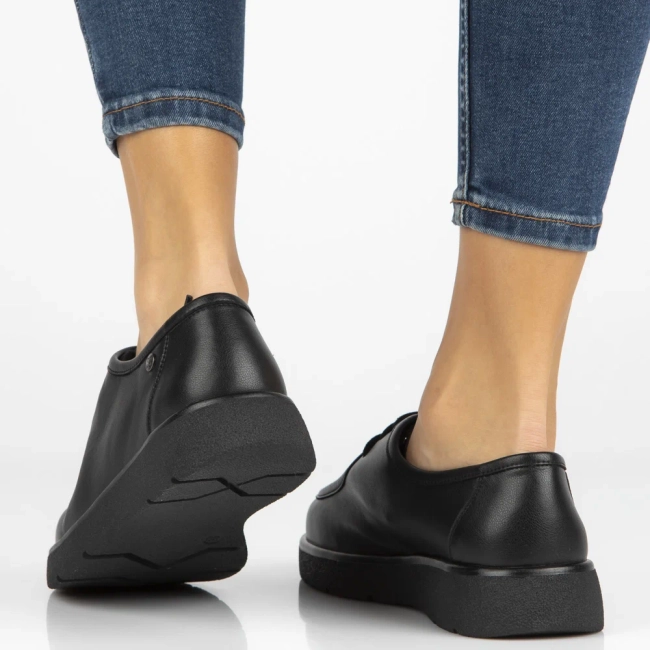 Skórzane półbuty Maciejka K7189-01/00-1 czarne