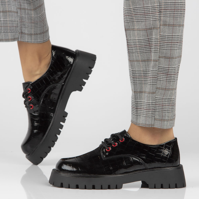 Leather shoes Filippo DP4140/22 BK black