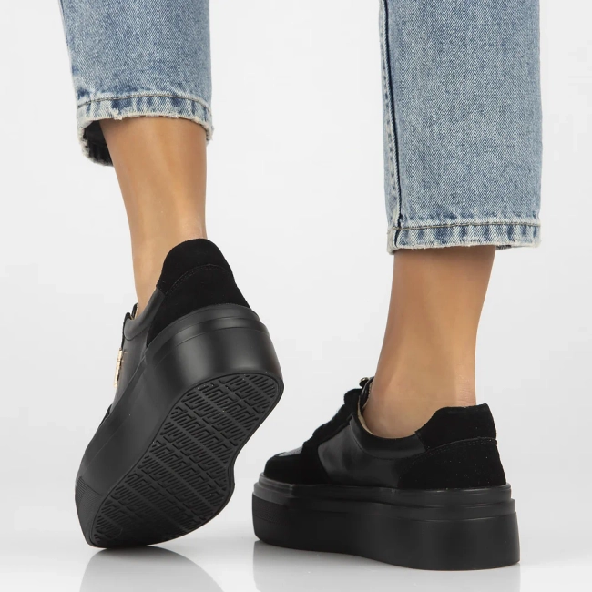 Leather sneakers Filippo DP6775/25 BK black