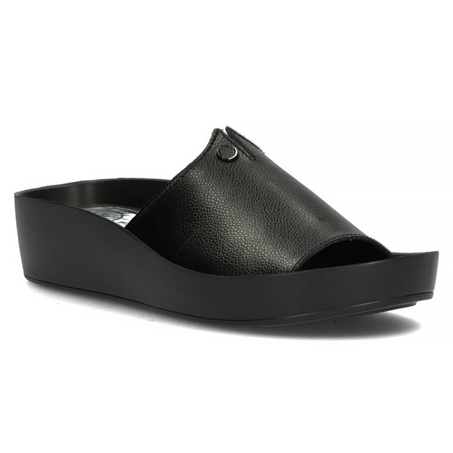 Leather flip-flops Filippo DK2059/22 BK black