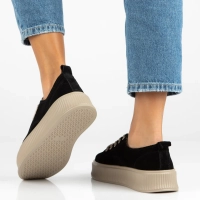 Skórzane sneakersy Filippo DP6122/26 BK BE czarne
