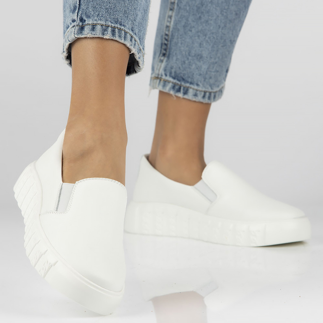 Leather shoes Filippo DP4683/23 WH white