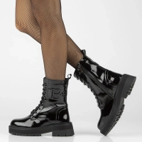 Leather ankle boots Filippo DBT6305/25 BK black