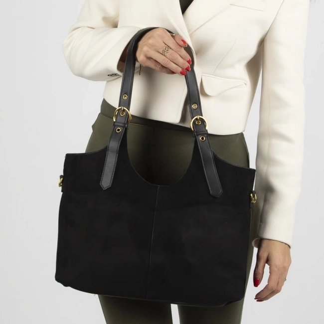 Black handbag tall verso