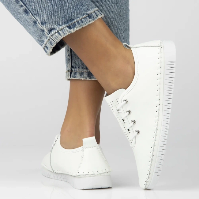 Leather shoes Filippo DP7030/25 WH white