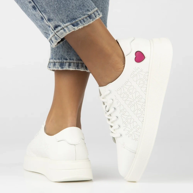 Leather sneakers Filippo DP6701/25 WH white