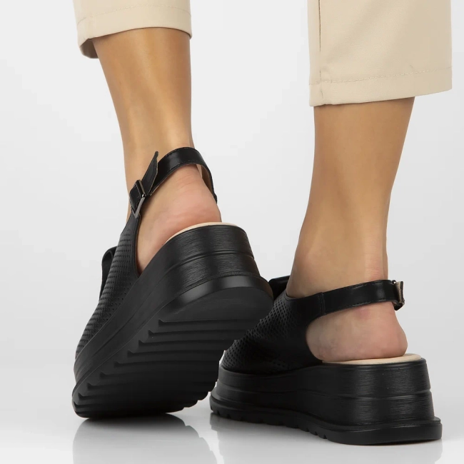 Leather sandals Filippo DS6756/25 BK black