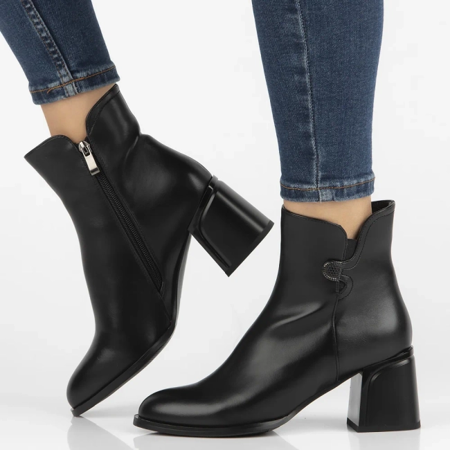 Botki na obcasie Filippo DBT4865/23 BK czarne