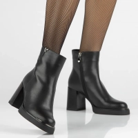 Leather ankle boots Filippo DBT6417/24 BK black