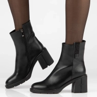 Botki na obcasie Filippo DBT4861/23 BK czarne