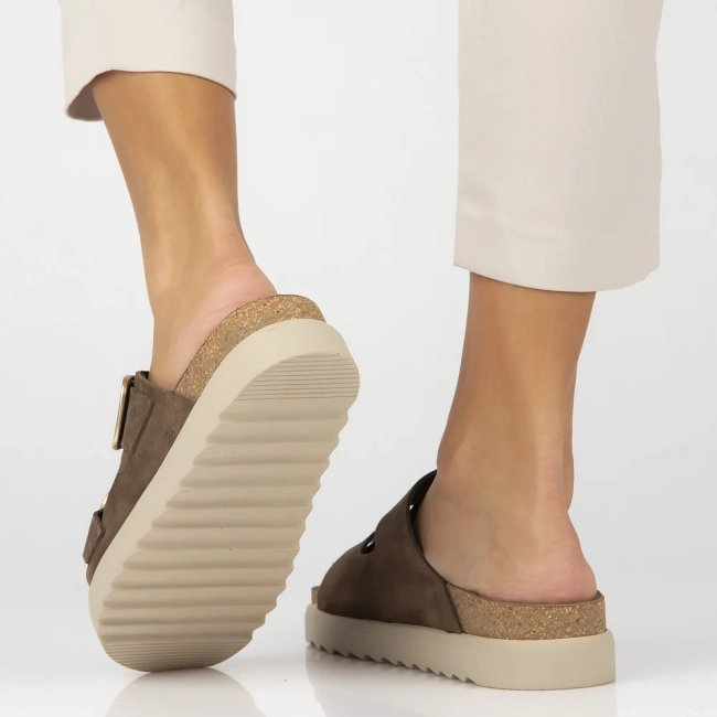 Leather flip-flops Yokono TUNEZ-130 SERRAJE LODO brown