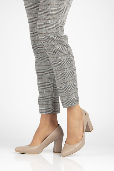 Leather pumps Filippo Premium 2031 beige