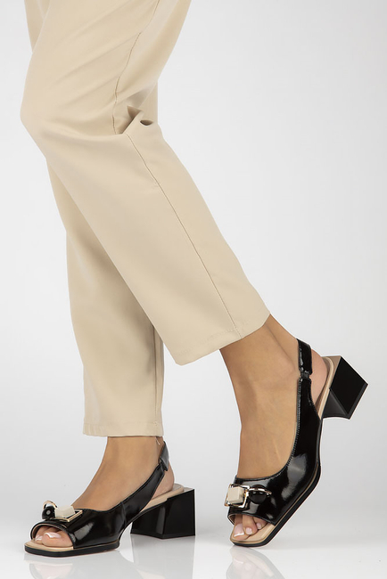 Leather sandals Filippo DS4418/23 BK black