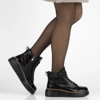 Leather ankle boots Filippo DBT7421/25 BK black