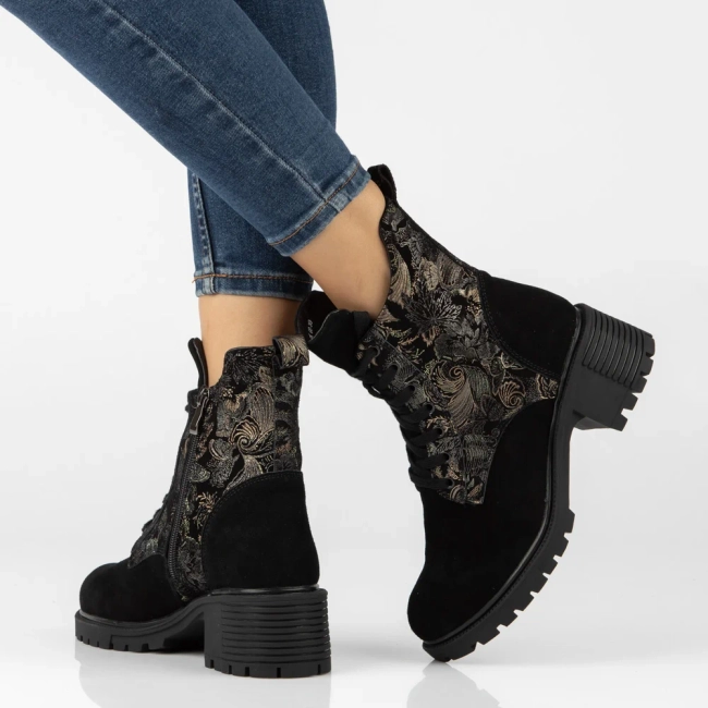 Leather heeled ankle boots Filippo DBT8021/26 BK GO black