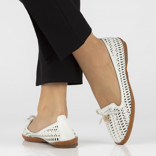 Leather openwork lords Filippo DP2034/21 WH white