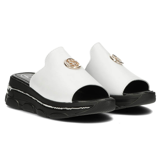 Leather slippers Filippo DK3872/23 WH white