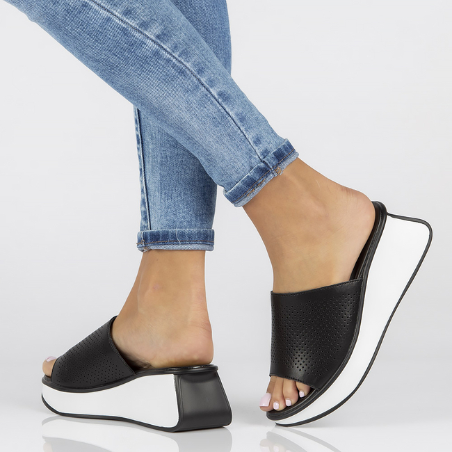 Leather slippers Filippo DK3614/22 BK black