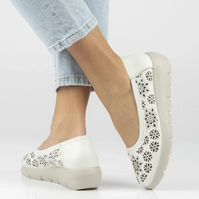 Leather shoes Filippo DP7695/26 WH white