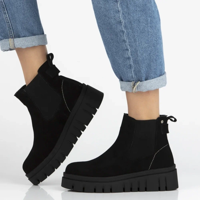 Leather ankle boots Filippo DBT7266/25 BK black