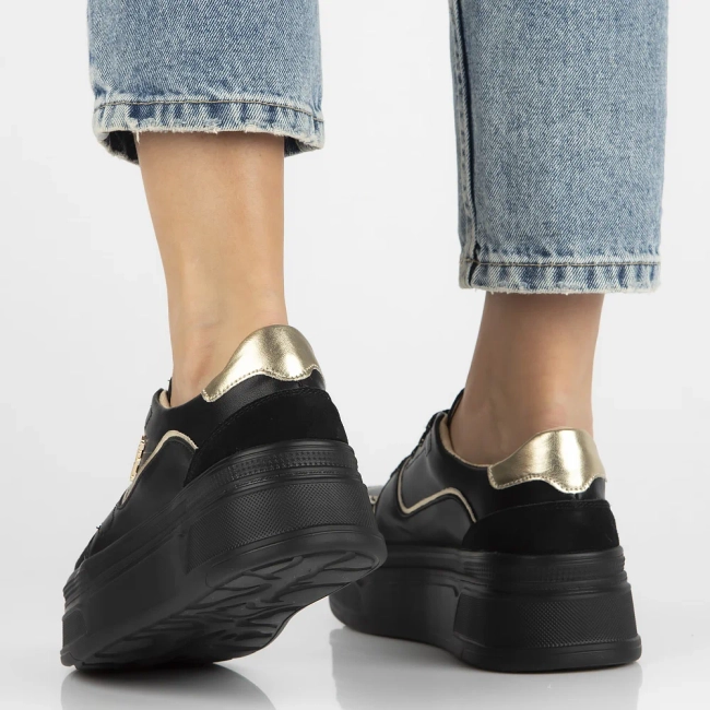 Leather sneakers Filippo DP6805/25 BK black