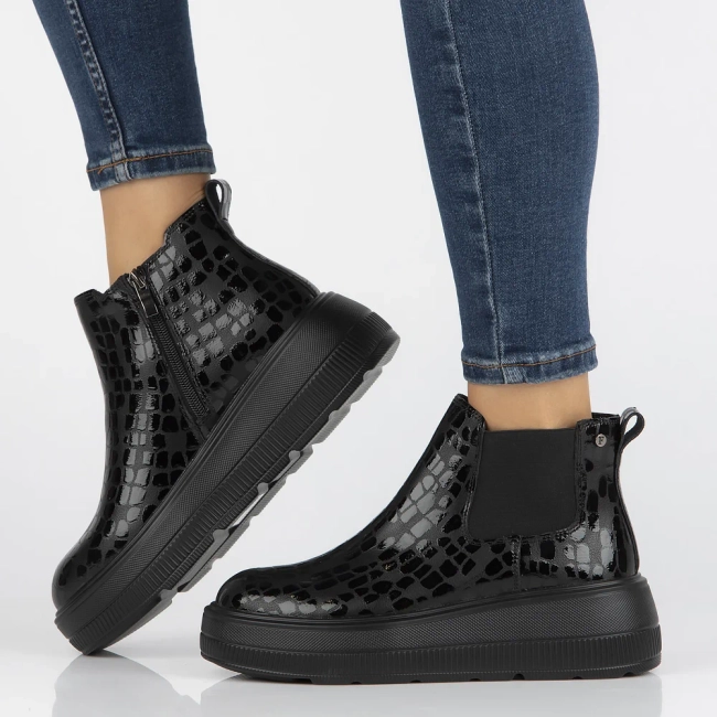 Leather ankle boots Filippo DBT6376/24 BK black