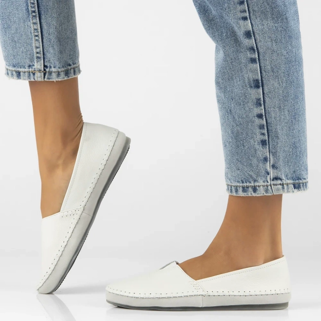 Skórzane półbuty Filippo DP031/25 WH białe