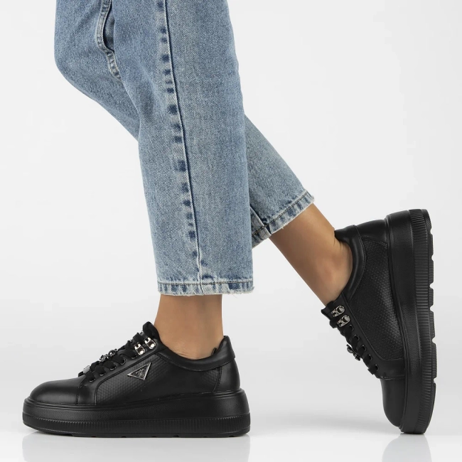 Skórzane sneakersy Filippo DP6382/24 BK czarne