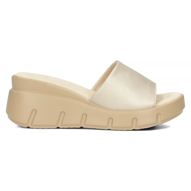 Leather flip-flops Filippo DK4454/23 GO gold