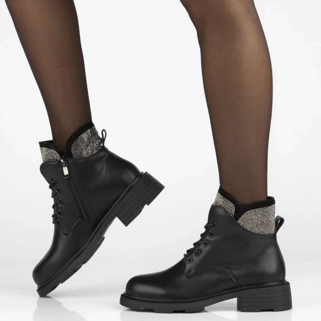 Leather ankle boots Filippo DBT7296/25 BK black