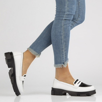 Skórzane półbuty Filippo DP3695/22 WH BK białe