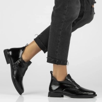 Leather ankle boots Filippo DBT6425/25 BK black