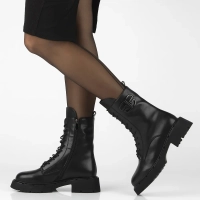 Leather ankle boots Filippo DBT6583/25 BK black