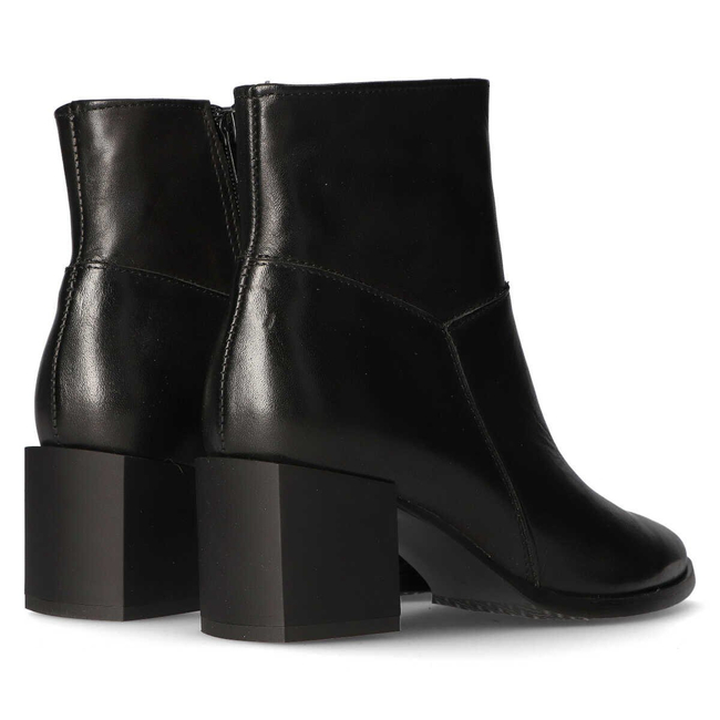 Leather ankle boots Filippo 1605 black face