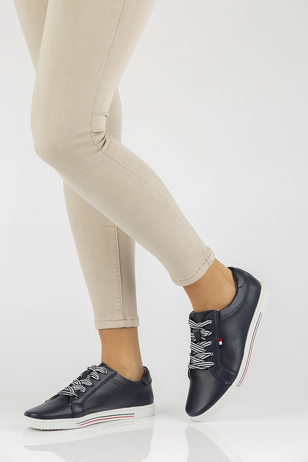 Skórzane półbuty Filippo DP2154/22 NV granatowe