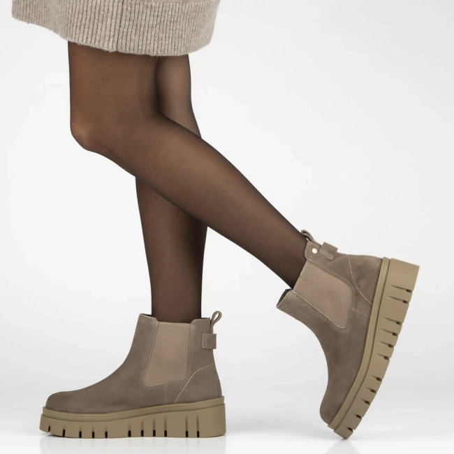 Leather ankle boots Filippo DBT7266/25 TP taupe
