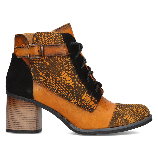 Leather ankle boots Filippo 05071 orange