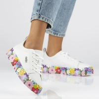 Skórzane sneakersy Filippo DP6048/25 WH FL białe kwiaty